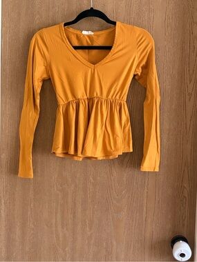Olivia Rae Mustard V-Neck Long Sleeve Peplum Top